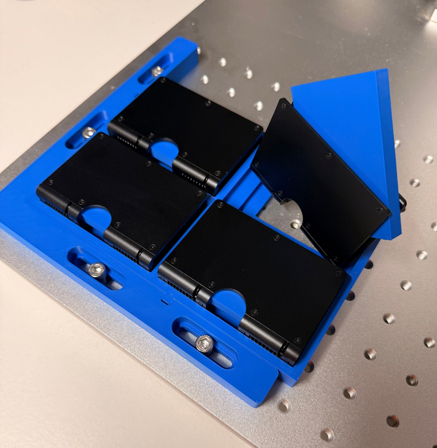 Minimalist Wallet Laser Engraving Jig and SVG File